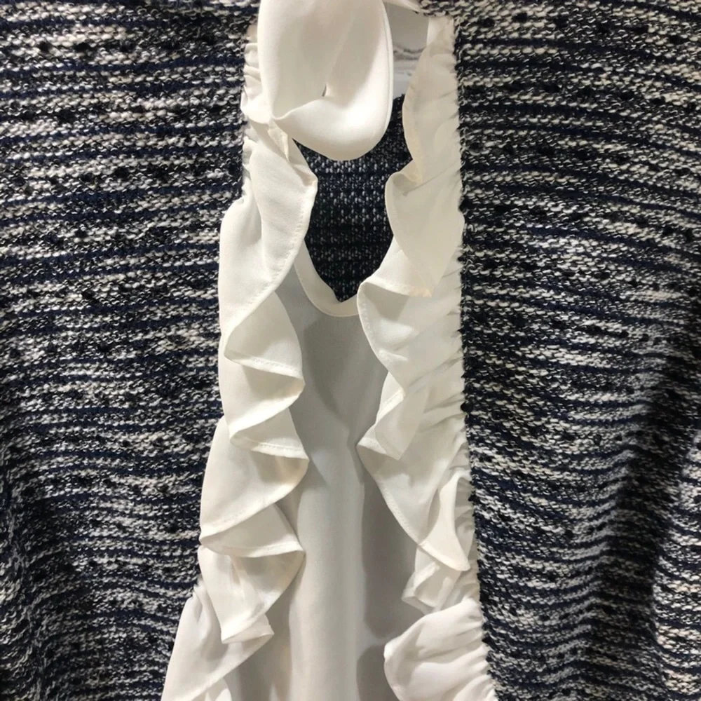 Melloday Top Ruffle Back Faux Blouse Blue White Size Large - Picture 6 of 9
